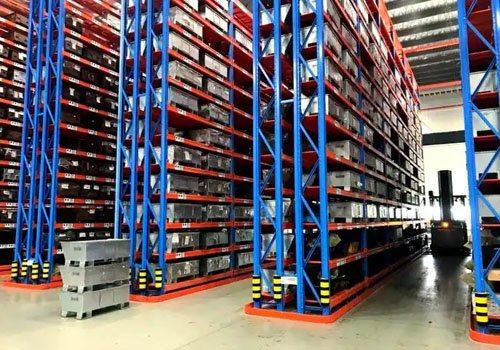 rack automotivo para corredores estreitos