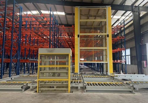 Sistema de armazenamento ASRS